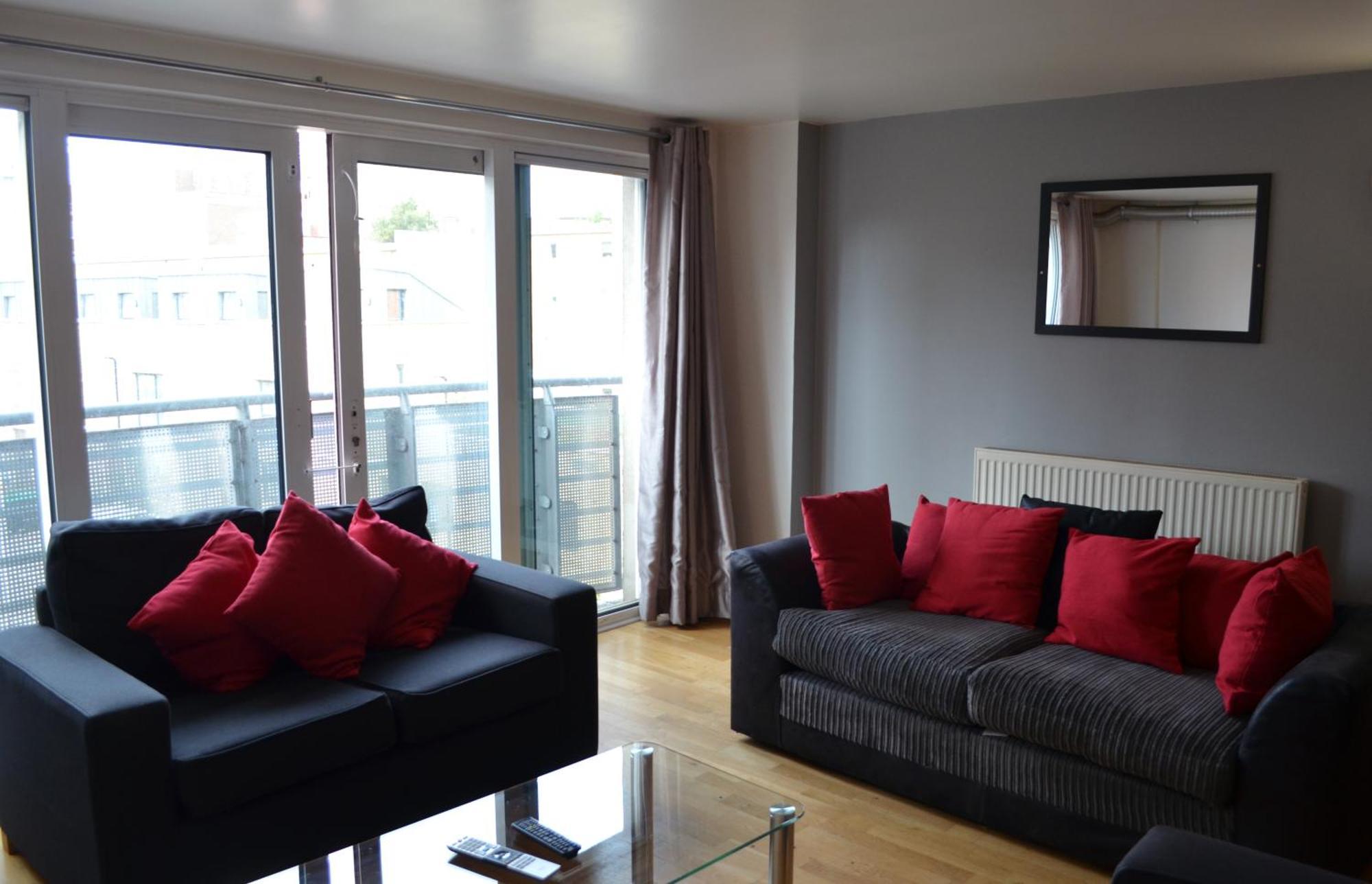 Access Apartments City Лондон Экстерьер фото