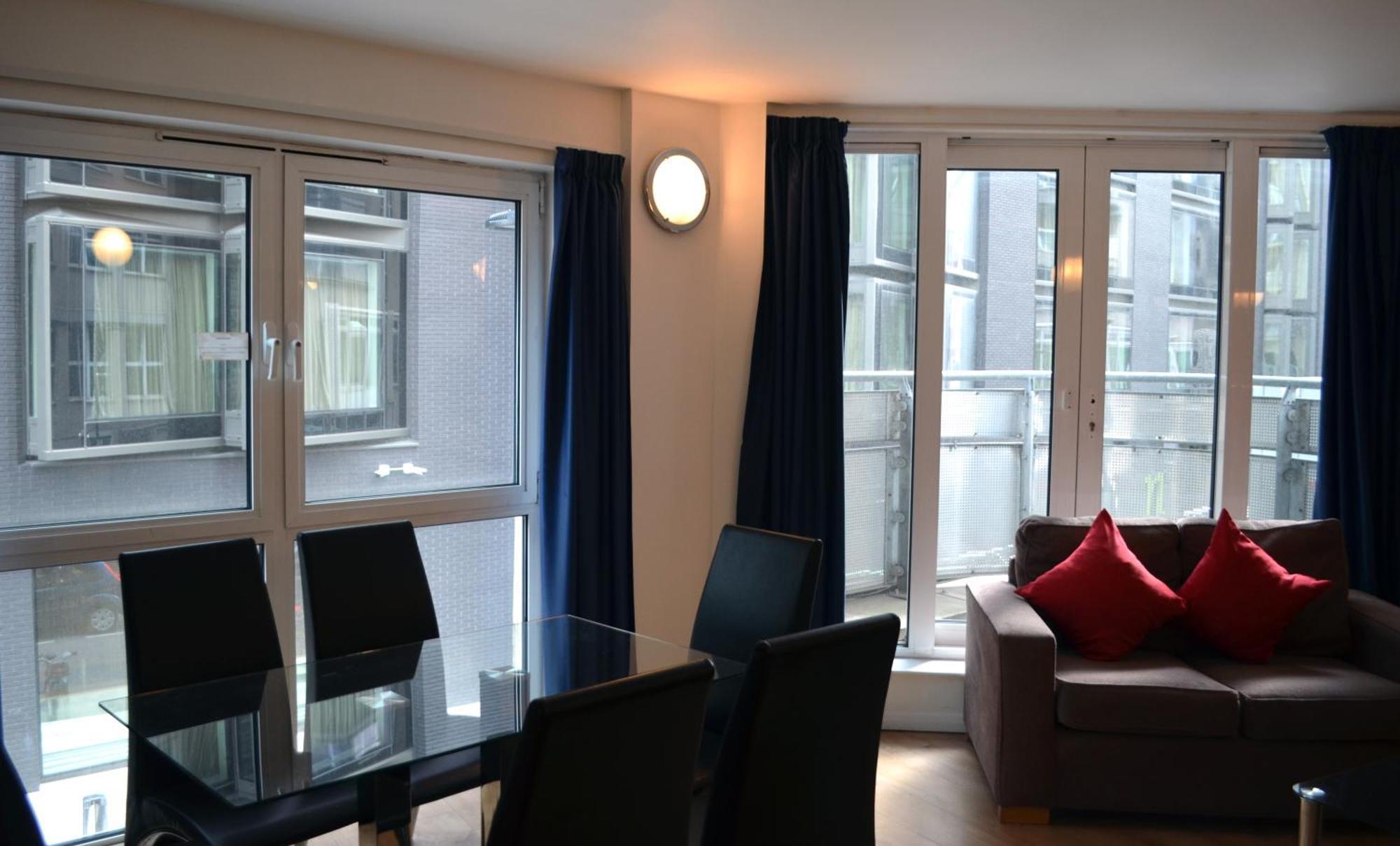 Access Apartments City Лондон Экстерьер фото