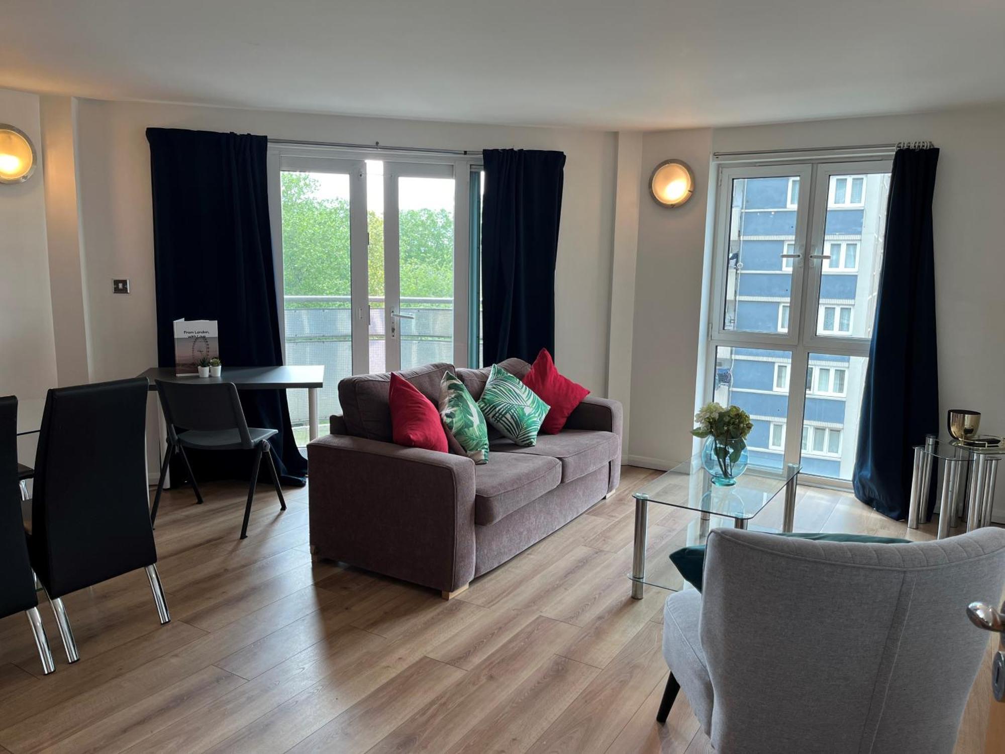 Access Apartments City Лондон Экстерьер фото