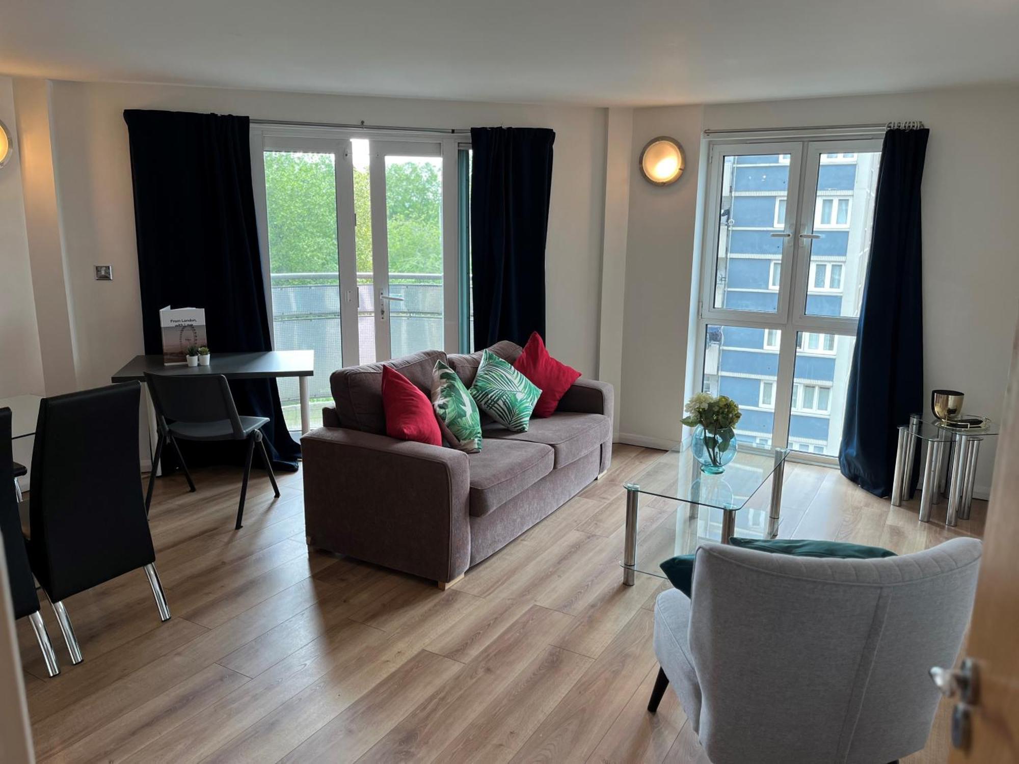 Access Apartments City Лондон Экстерьер фото